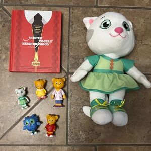 PBS kids Daniel Tiger Bundle